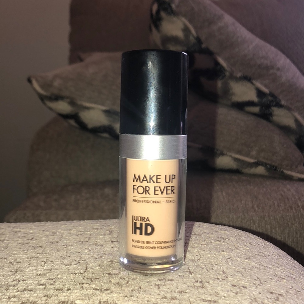 Makeup Forever Ultra HD foundation nwot R230